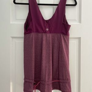 Lululemon purple low cut athletic tank size 8